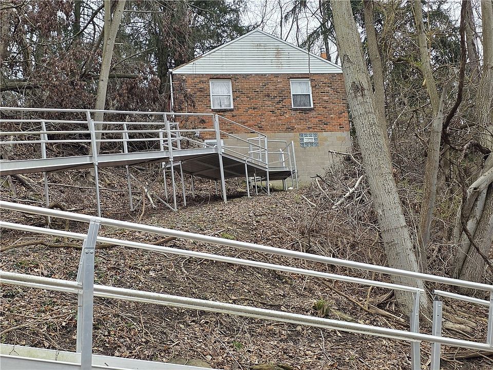 1st image of 809 Hillgrove Ave