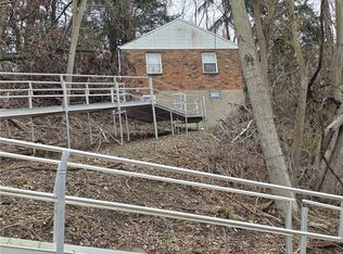 809 Hillgrove Ave, Pittsburgh, PA 15216