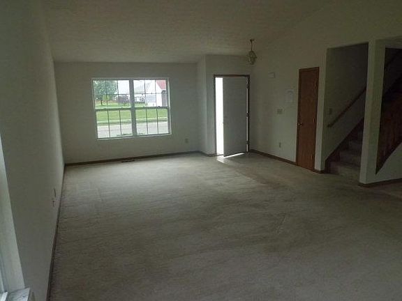 4th image of 244 Isaac Tharp St