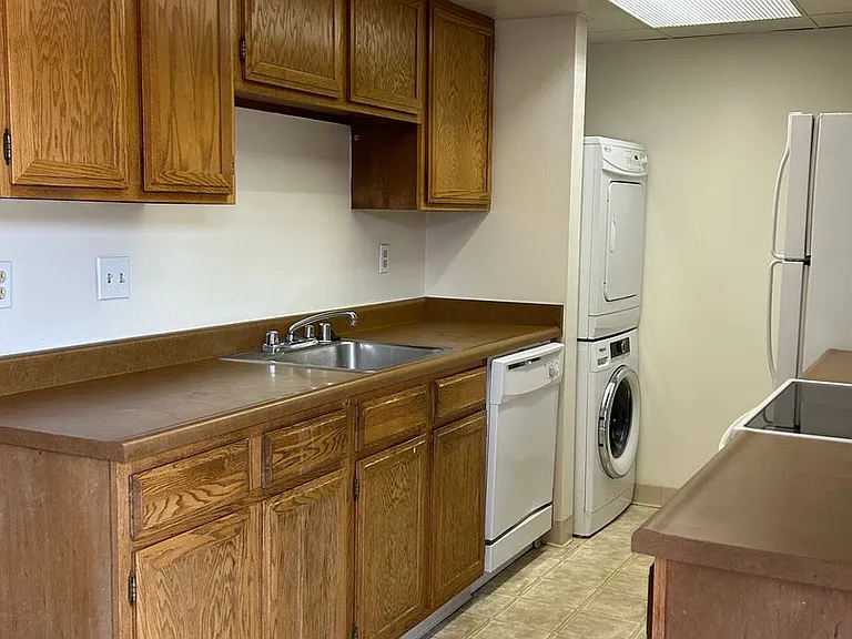 5145 Rainbow Harbour Cir — Photo 8