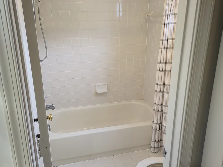 12686 Wimbley Ln — Photo 32