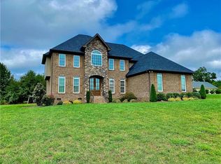 970 Cedar Hill Dr, Iron Station, NC 28080