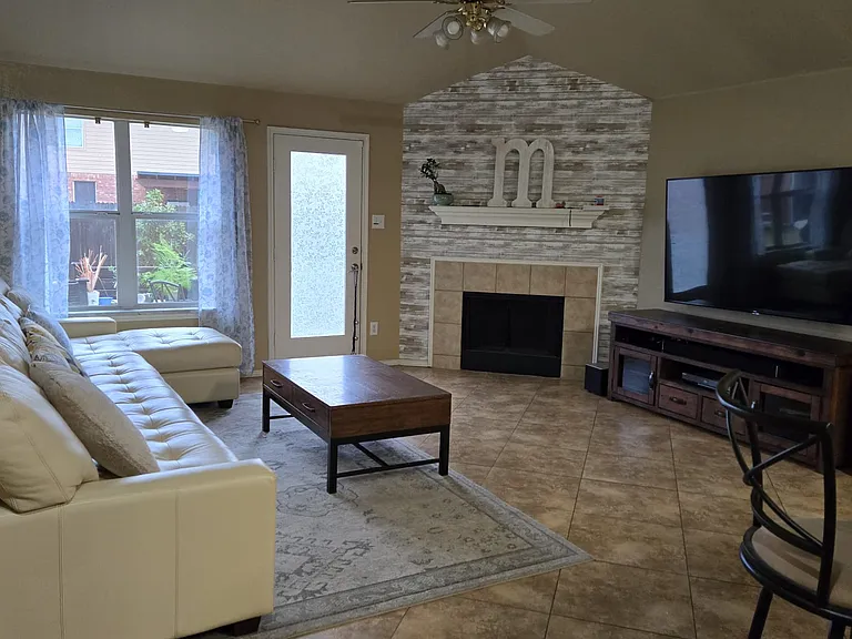 12112 Lamington Dr — Photo 13