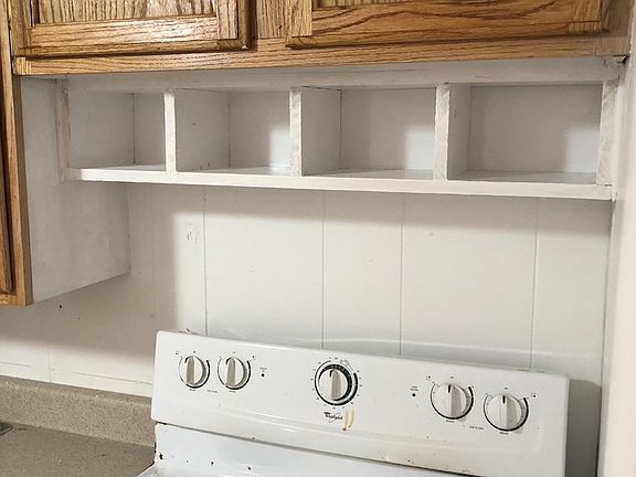 5th image of 1404 Virginia St E APT D