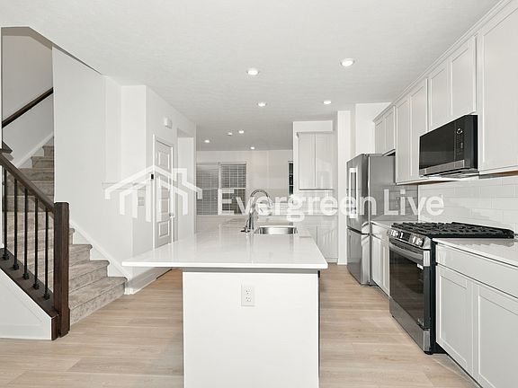 5th image of 1876 Werner Ln