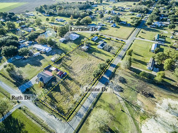 4th image of 437 Janine Dr