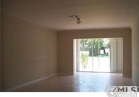 4th image of 1916 Palmland Dr #2B