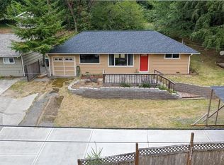 2122 Rocky Point Rd NW, Bremerton, WA 98312