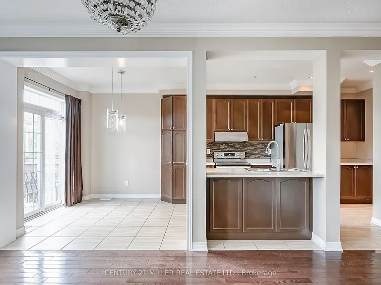 2131 Fiddlers Way — Photo 8