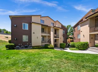 9229 S Jefferson Cv W, Sandy, UT 84070