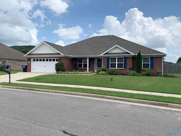 2756 Slate Dr SW, Huntsville, AL 35803