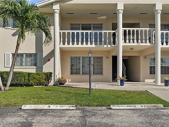 3rd image of 1049 NW 30th Ct APT 1