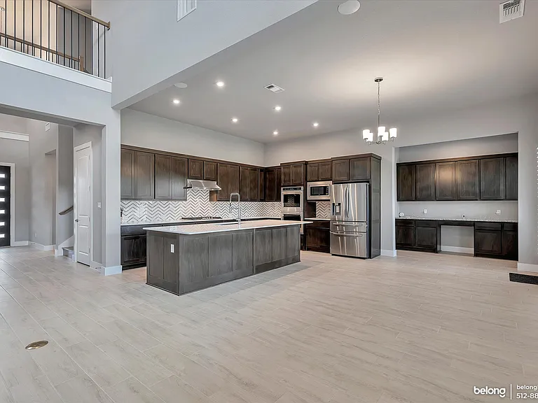 318 Prairie Clover Dr — Photo 8