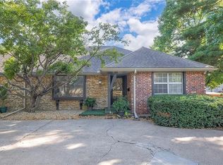 401 E 117th St, Kansas City, MO 64131