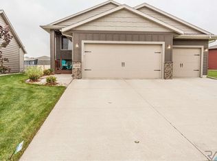 4305 S Grinnell Ave, Sioux Falls, SD 57106