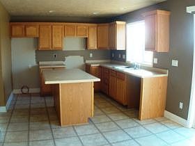 3rd image of 326 Brittany Ln