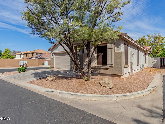 3rd image of 2701 S SOUTHWIND Drive