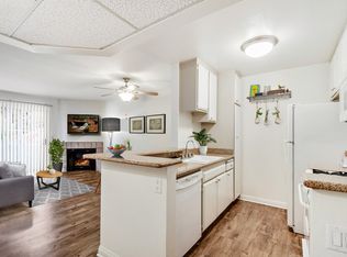 4320 Van Nuys Blvd APT 305, Sherman Oaks, CA 91403