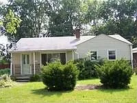 914 5th St photo 1