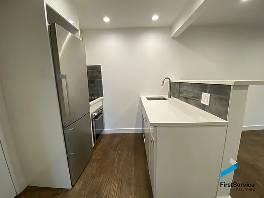 Rented by FirstService Realty (legacy) | media 11