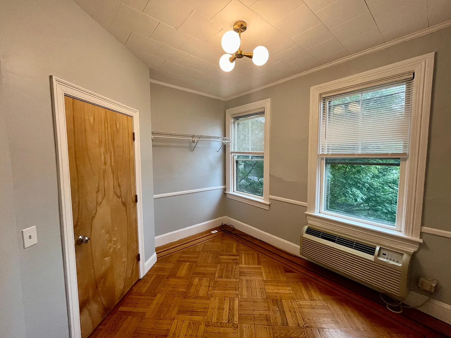 302 Benefit St — Photo 3