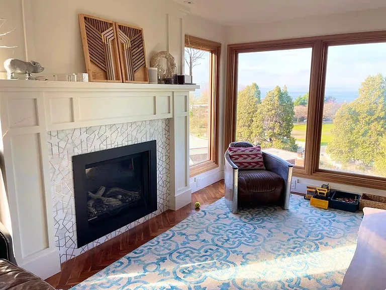 5716 SW Admiral Way — Photo 13