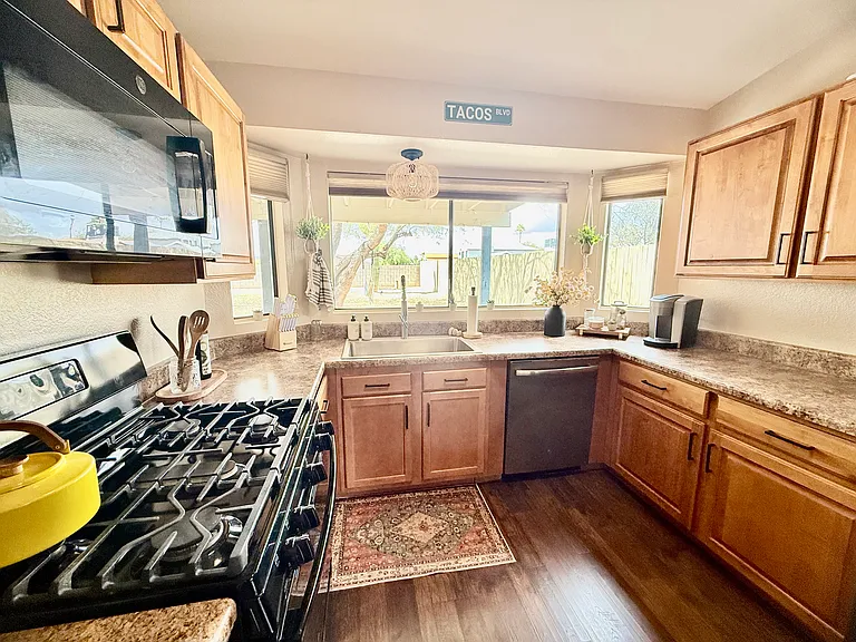 5871 N Edenbrook Ln — Photo 11