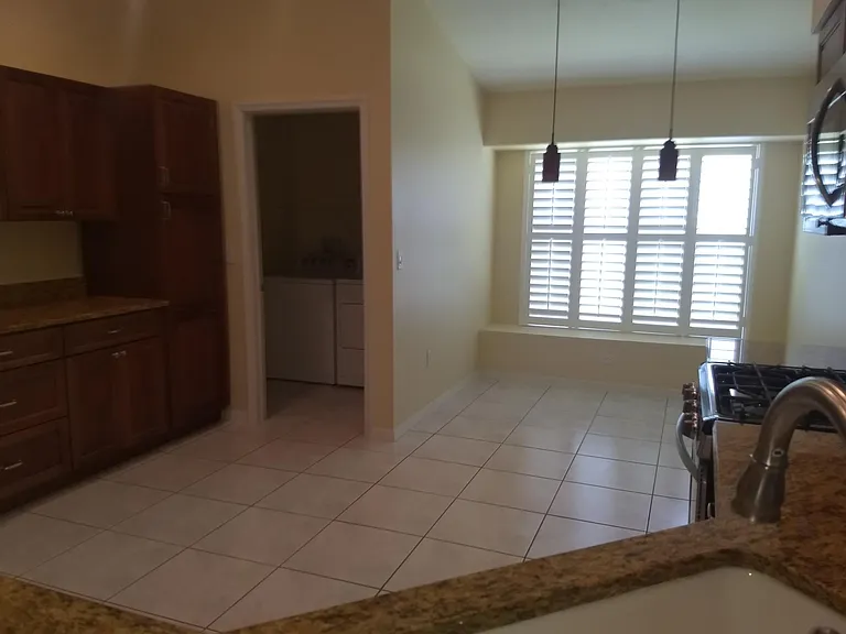 29433 Crossland Dr — Photo 6