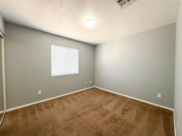 6926 N Star Ave #29 — Photo 8