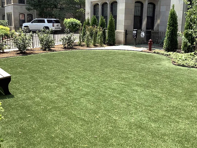 Buena Terrace - 4242 N Sheridan Rd — Photo 14