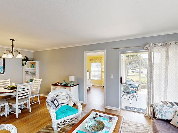 3rd image of 5540 Tamberlane Circle #121