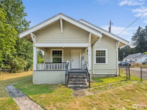 2101 Henkle Street, Raymond, WA 98577