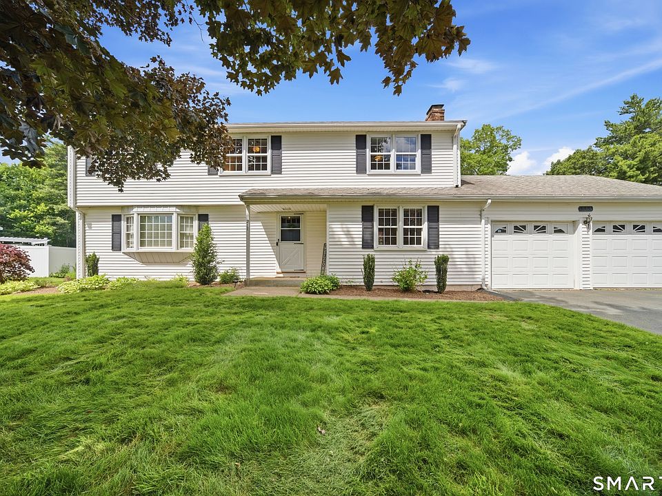 1st image of 211 Valley View Road