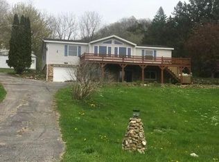 912 Mill Park Dr, De Soto, WI 54624