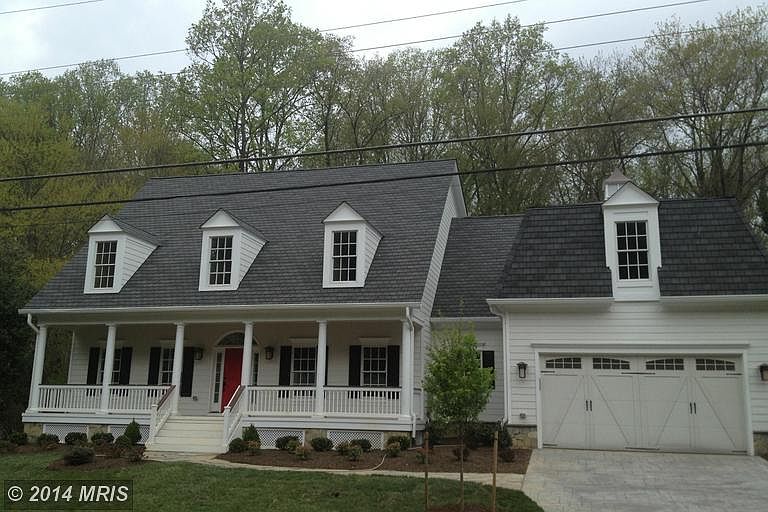 1st image of 330 Sherwood Dr NE