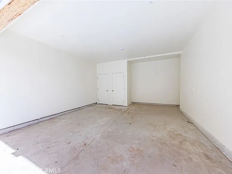 1654 Murchison St — Photo 10
