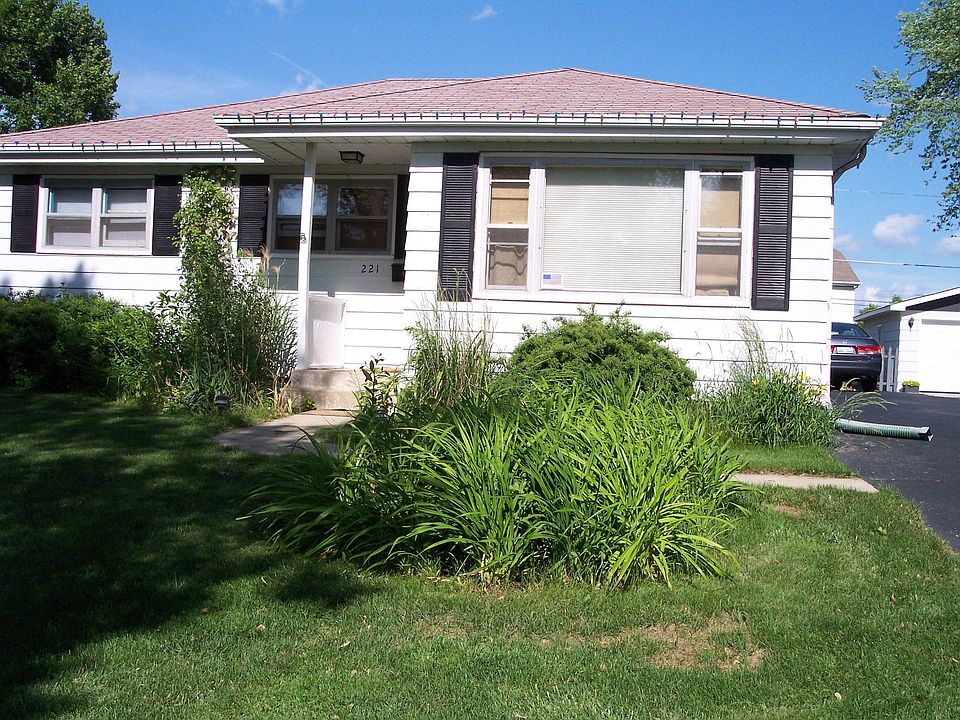 1st image of 221 Brice Ave