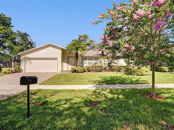 3rd image of 5665 SW 116th Avenue