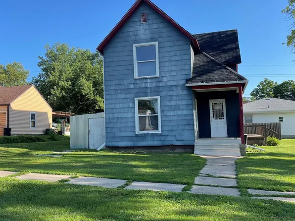 1204 16th St, Auburn, NE 68305