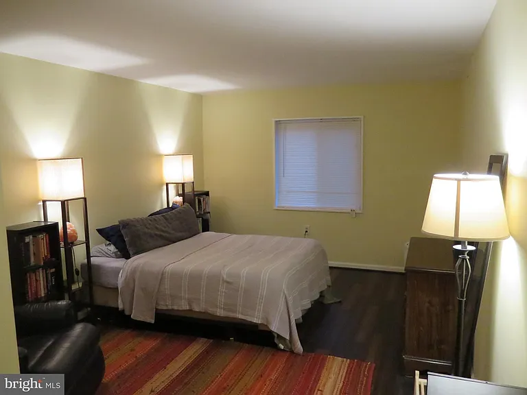 1413 Northgate Sq #1C — Photo 20