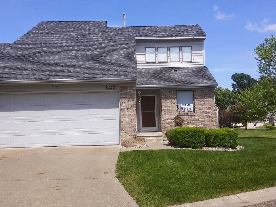 COUNTRY CLUB CONDOMINIUMS 5462 Country Rose Cir Grand Blanc MI Zillow