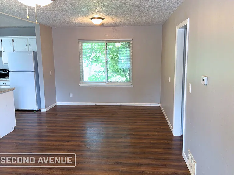 2517 SW 60th St — Photo 3