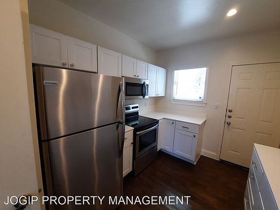 2nd image of 4926 San Jacinto St #28A