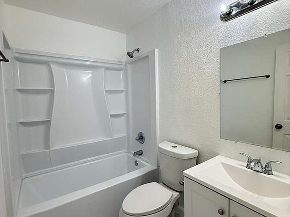 5th image of 6206 Hopes Ferry St