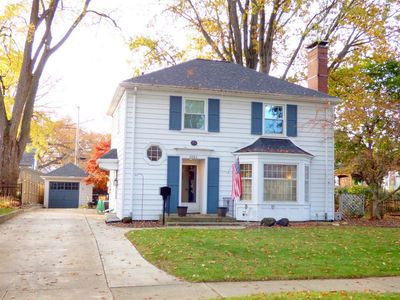 1301 W Foster Pkwy, Fort Wayne, IN, 46807