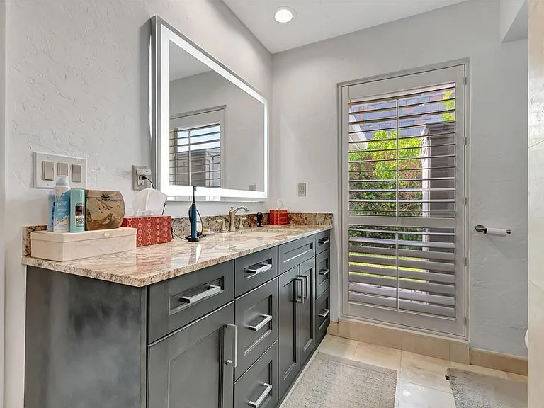 4450 NE 23rd Ave — Photo 19