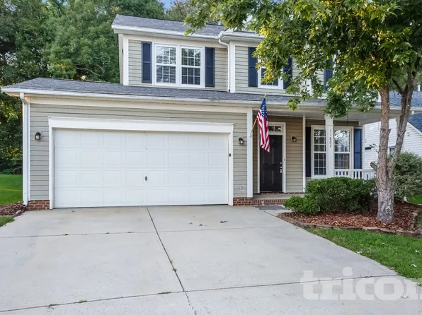 11807 Winter Pine Ln, Charlotte, NC 28269