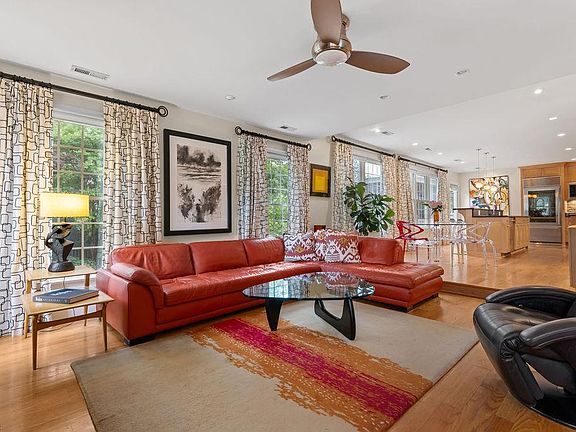 4th image of 618 Butler Ave