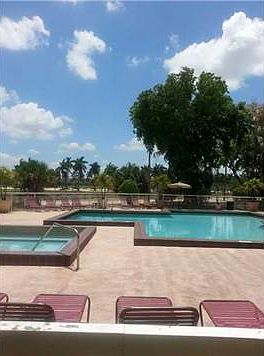 4th image of 8290 Lake Dr APT 528