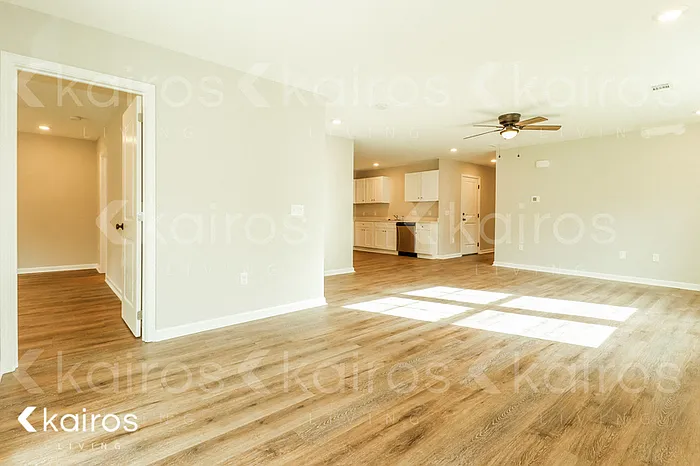 126 Cottage Grove Rd — Photo 6